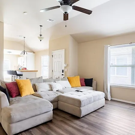 Cheerful 3 Bdrm Space, 2 Bath!. You Gotta Love It! Oklahoma City Exterior foto